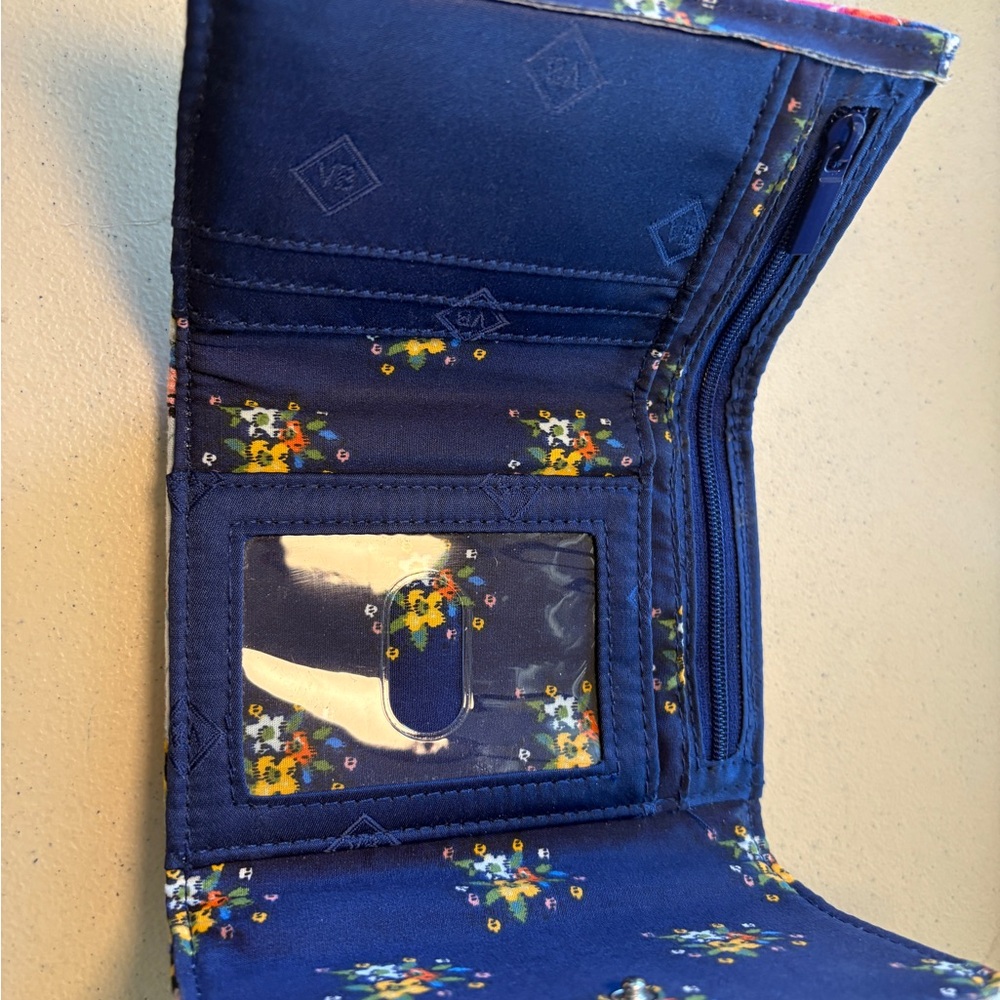 Vera Bradley Trifold Wallet - Picture 4 of 5